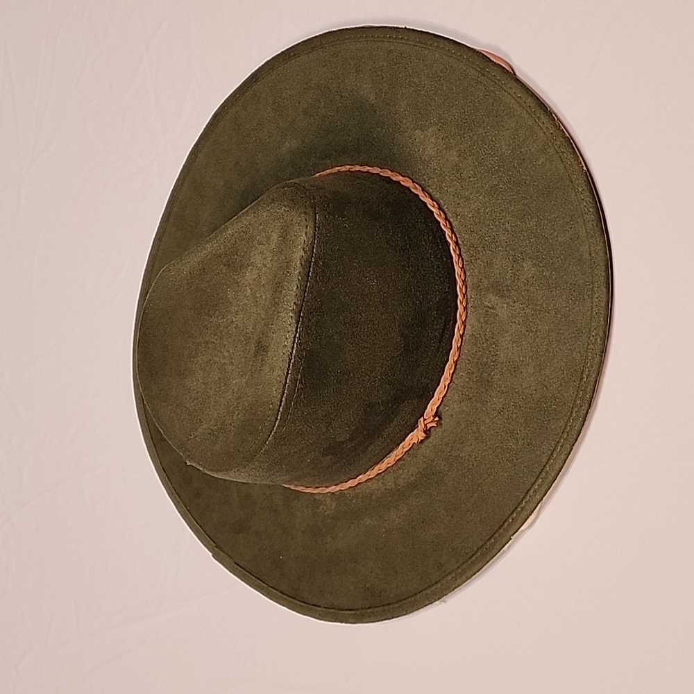Beyond the canvas by Yaya wide brimmed wearable art - Picture 2 of 2